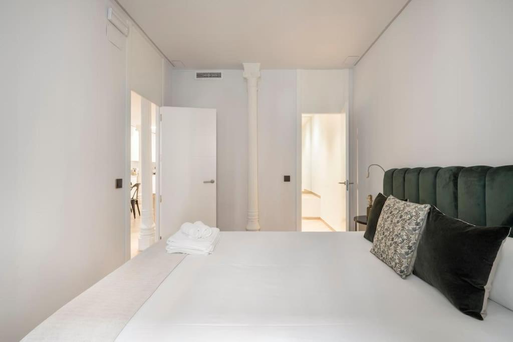 Lujoso Apartamento Cerca De Plaza Mayor Madrid Extérieur photo