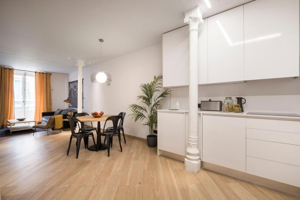 Lujoso Apartamento Cerca De Plaza Mayor Madrid Extérieur photo