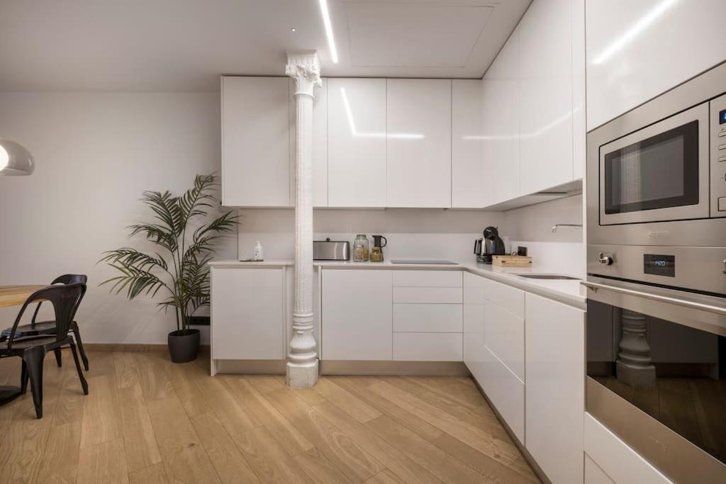 Lujoso Apartamento Cerca De Plaza Mayor Madrid Extérieur photo